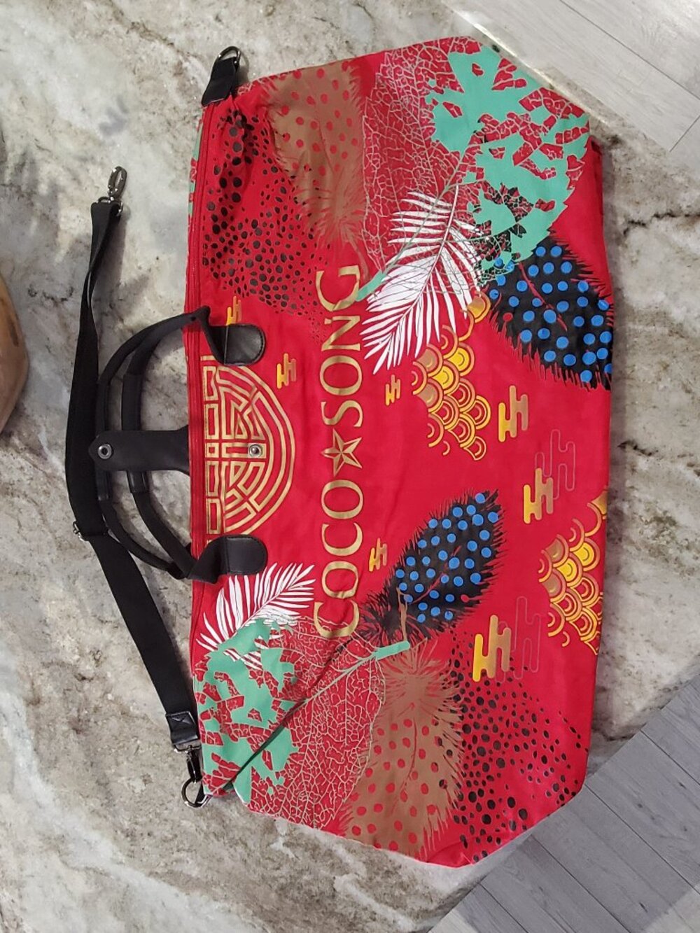 Coco Song Tote Bag w. removable shoulder strap